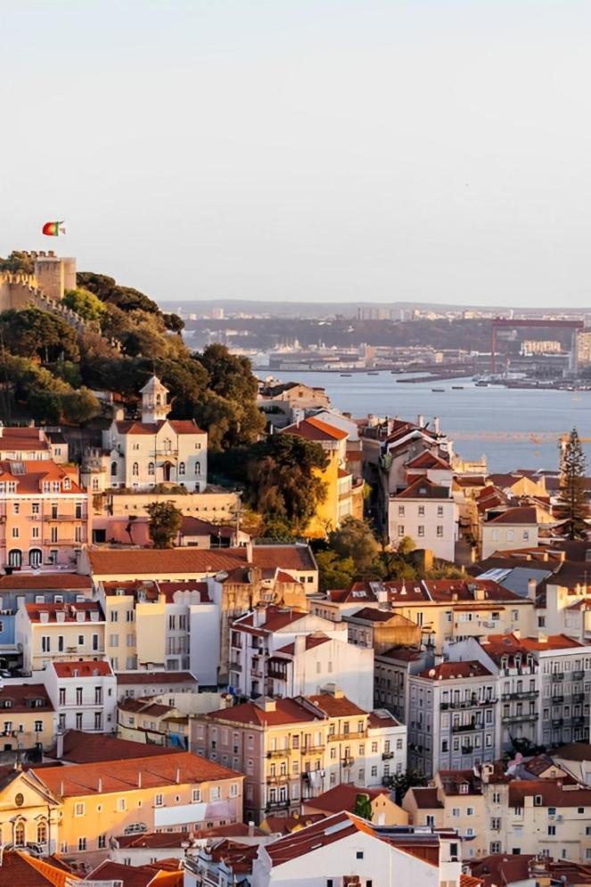 Bairro Alto Cosy By Homing Apartment ลิสบอน ภายนอก รูปภาพ