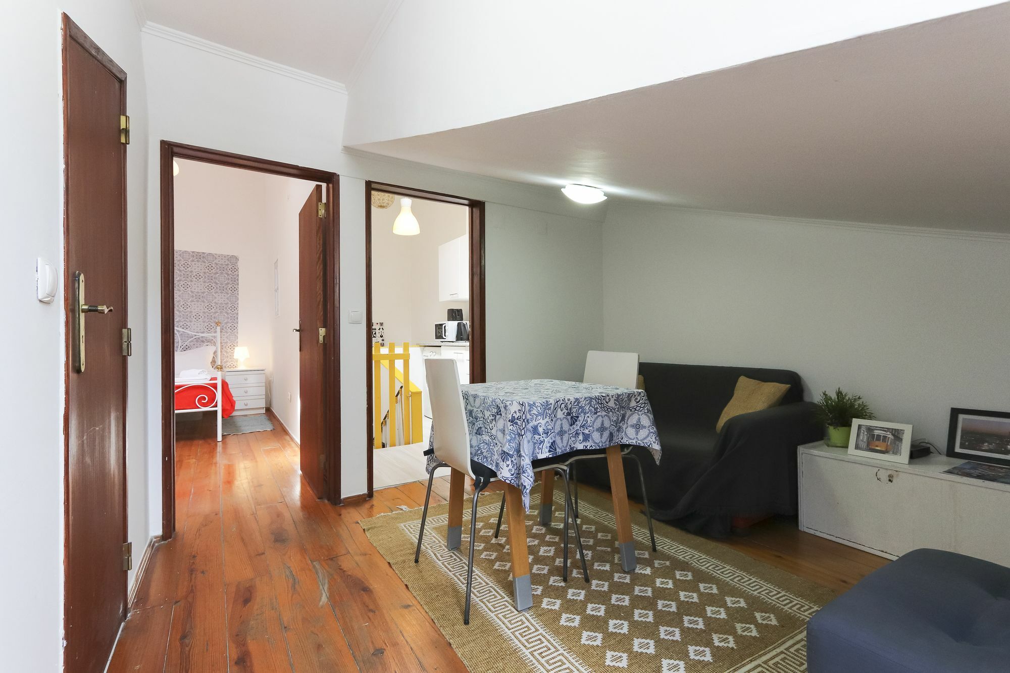 Bairro Alto Cosy By Homing Apartment ลิสบอน ภายนอก รูปภาพ